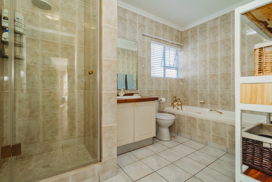 3 Bedroom Property for Sale in King George Park Western Cape